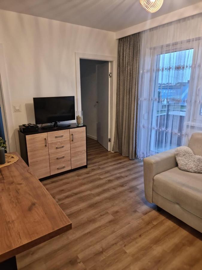 Apartament Anna レシュノ エクステリア 写真